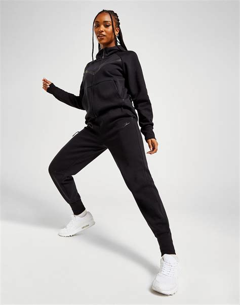 nike tech tracksuit women